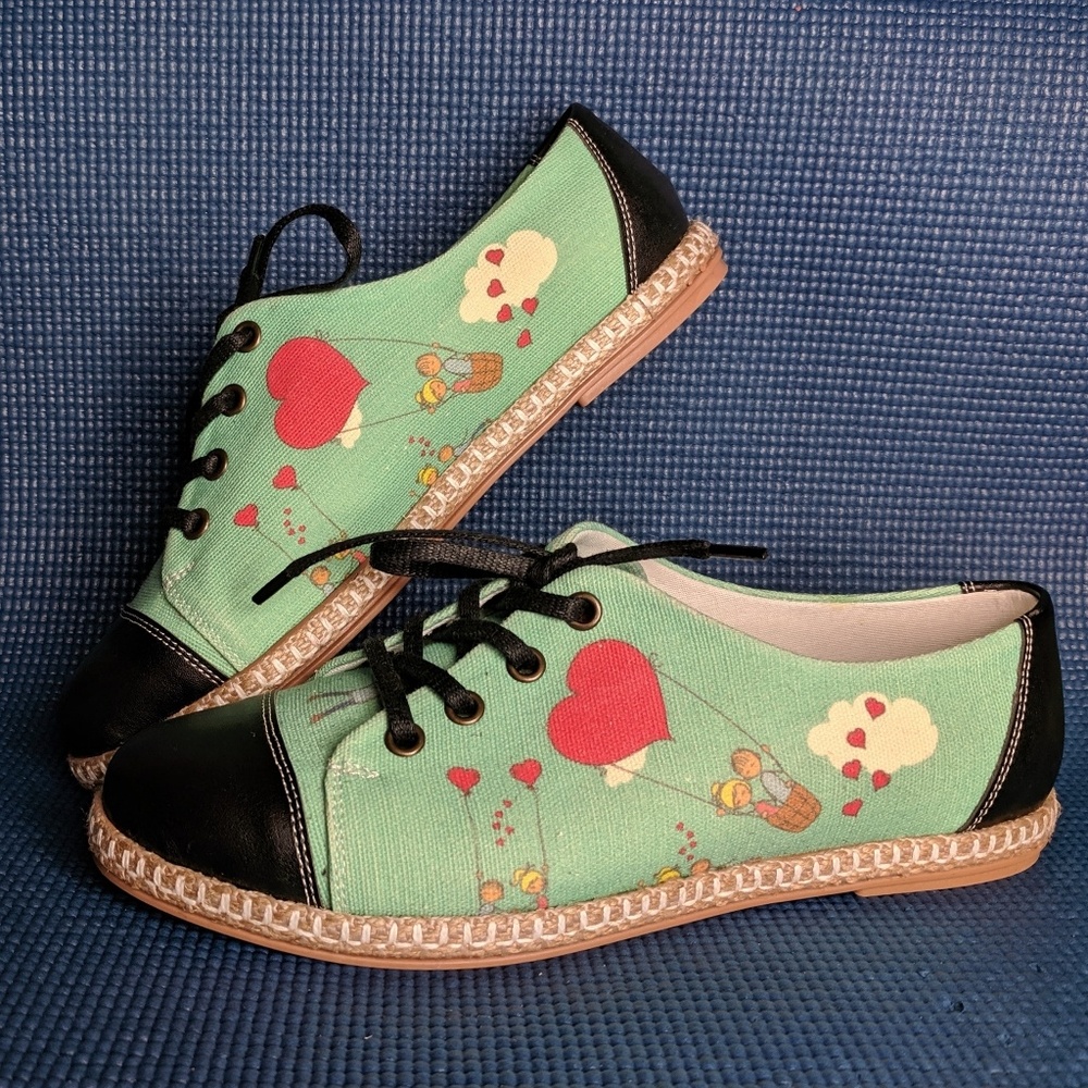Cotto Heart Balloon Graphic Canvas Shoes